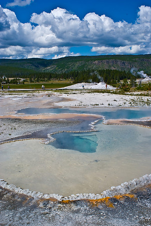 (�2009) Upper Geyser Basin