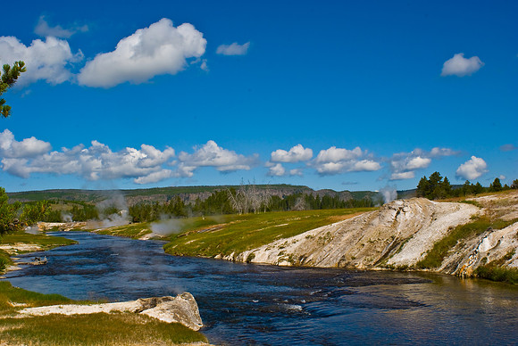 (�2009) Upper Geyser Basin